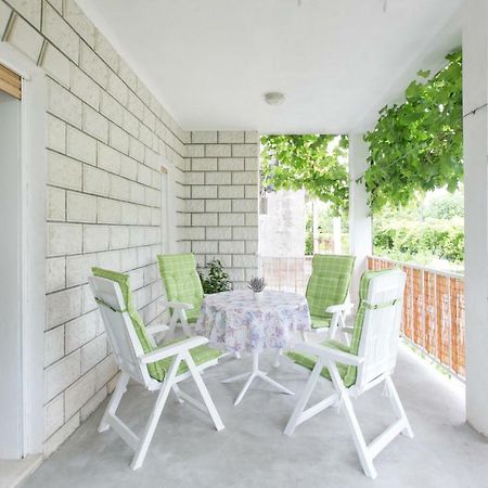 Apartman Zizula Kaštela Zewnętrze zdjęcie