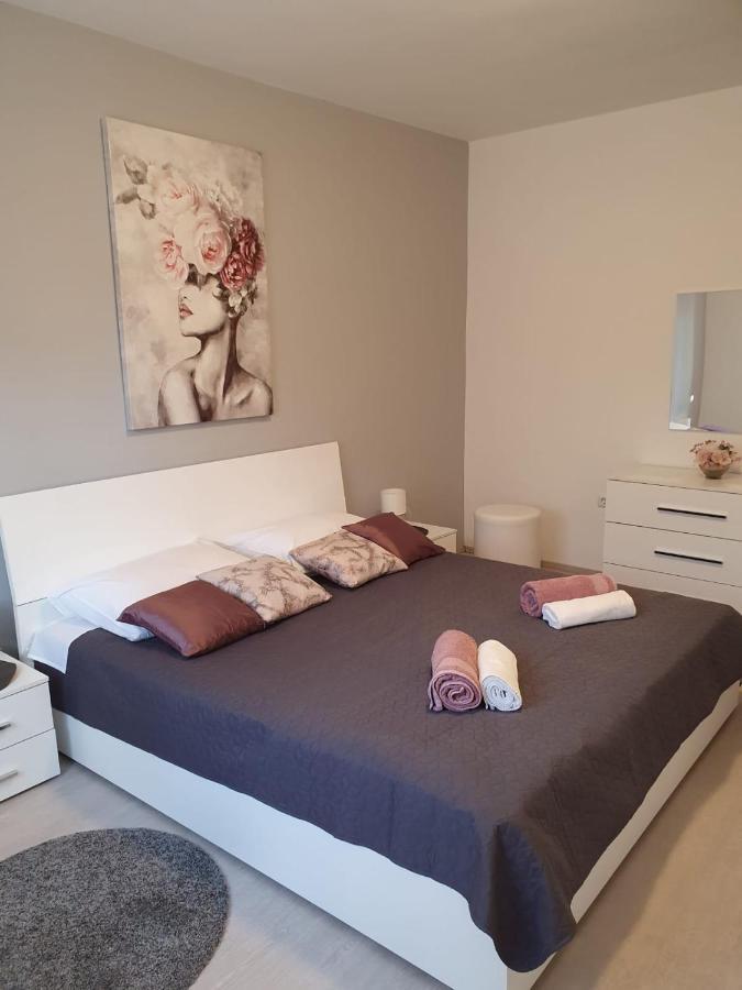 Apartman Zizula Kaštela Zewnętrze zdjęcie