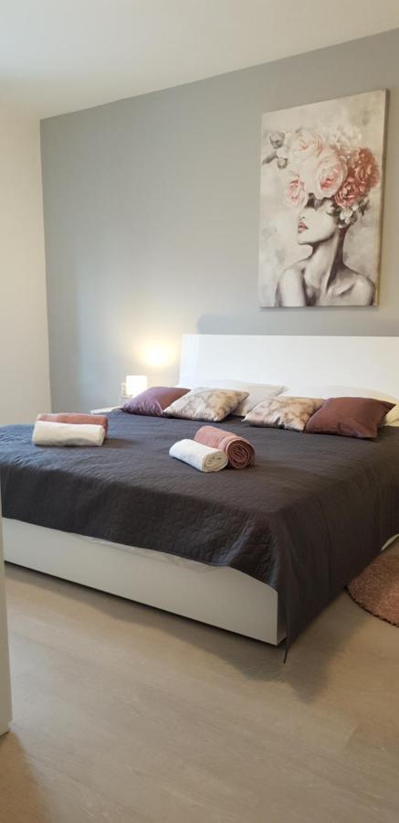 Apartman Zizula Kaštela Zewnętrze zdjęcie