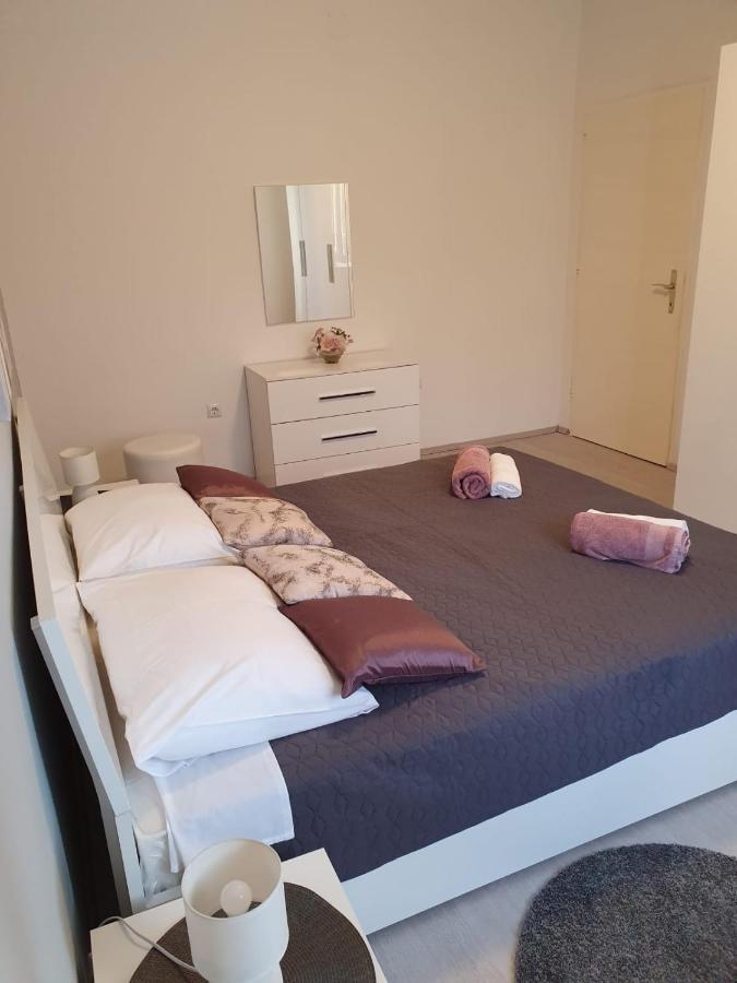 Apartman Zizula Kaštela Zewnętrze zdjęcie