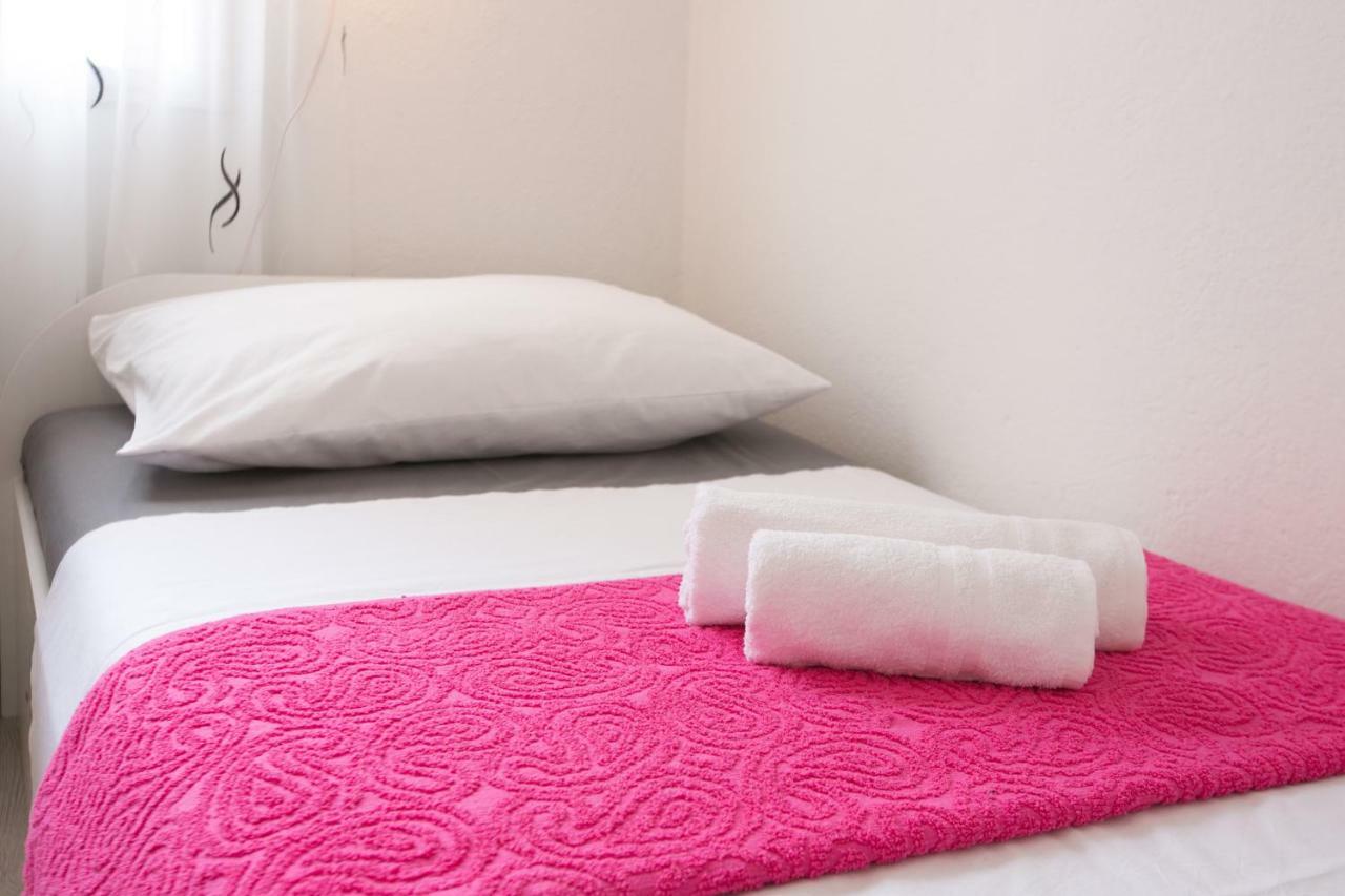 Apartman Zizula Kaštela Zewnętrze zdjęcie